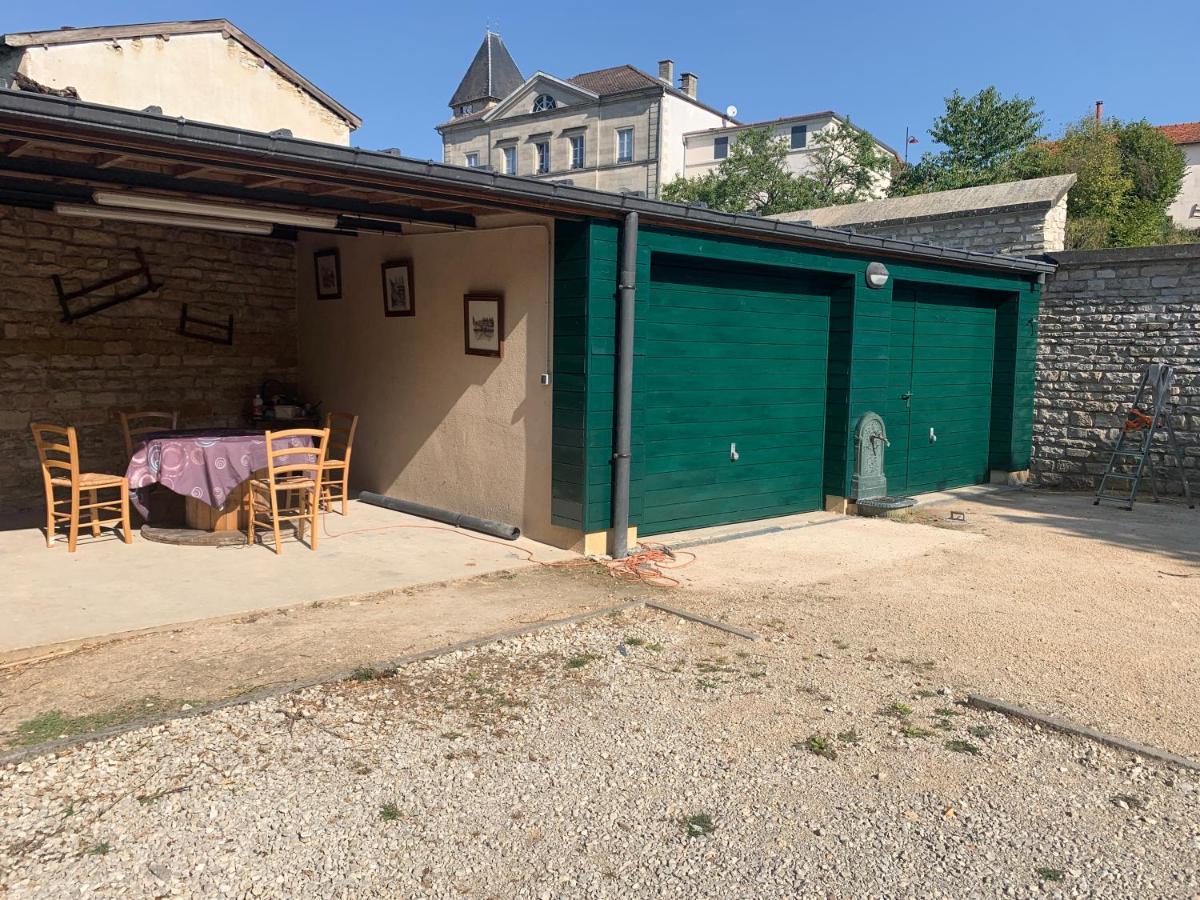 Chambres D'Hotes Dans Une Maison De Caractere Mussey-sur-Marne Exteriör bild